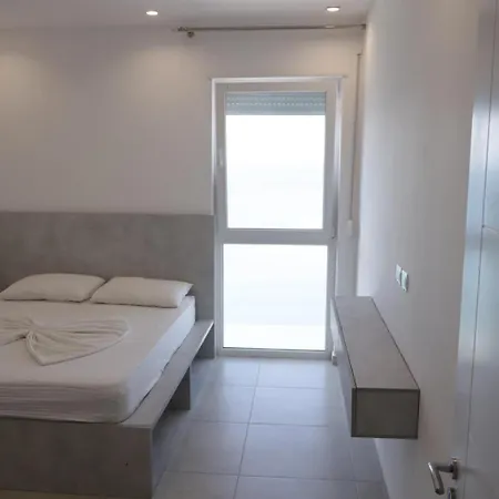 A&a- Rana E Hedhun *