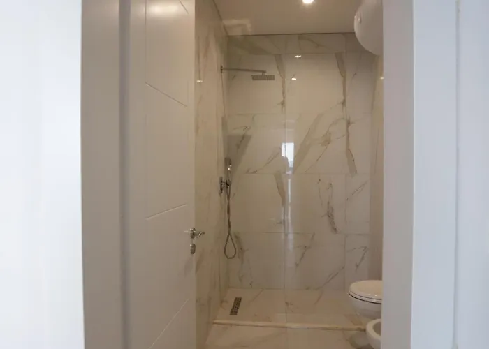 A&a- Rana E Hedhun 아파트 Valjiosi