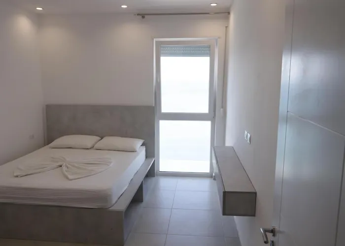 A&a- Rana E Hedhun *